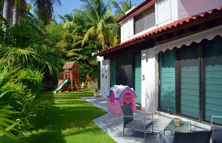 Large House - Walking To Beach - 10 Guests! Cancun Exterior photo