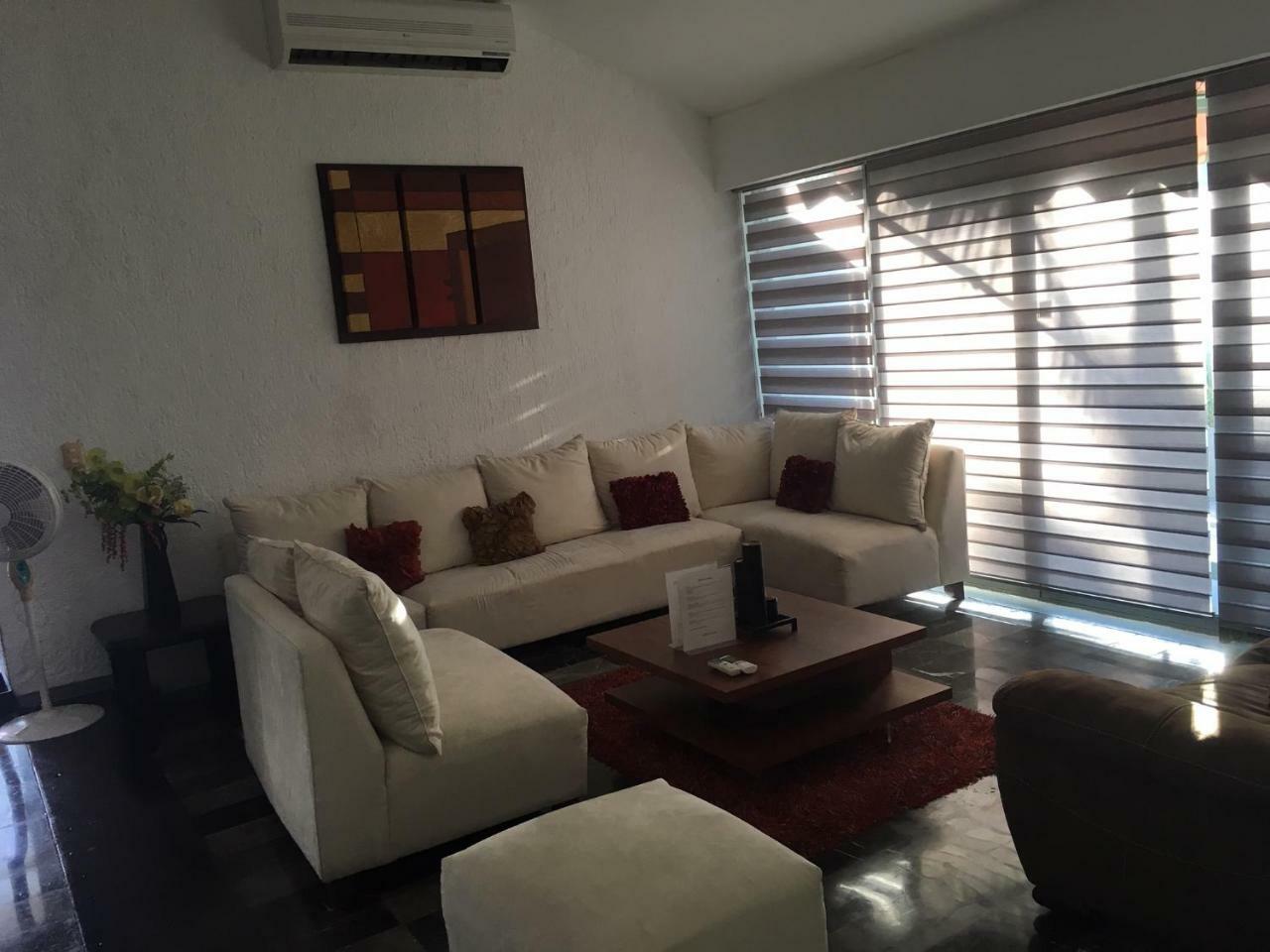 Large House - Walking To Beach - 10 Guests! Cancun Exterior photo
