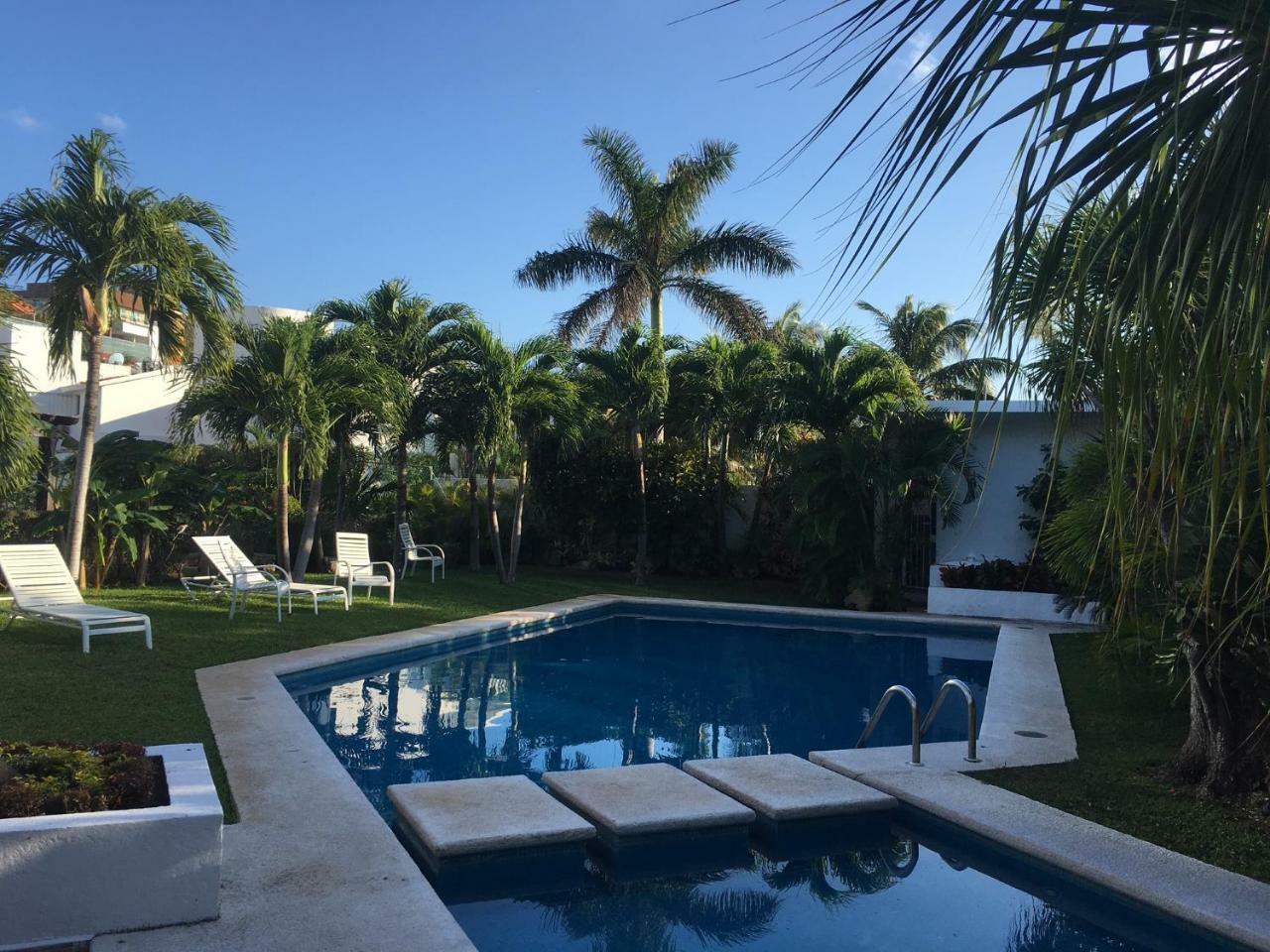 Large House - Walking To Beach - 10 Guests! Cancun Exterior photo